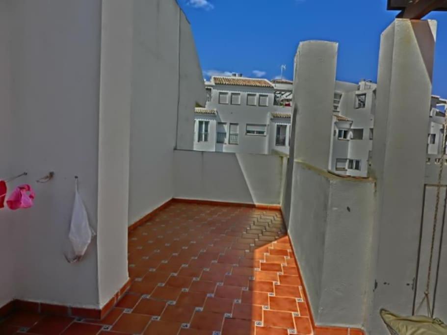 Apartamento Atico Buganvillas San Luis de Sabinillas Buitenkant foto